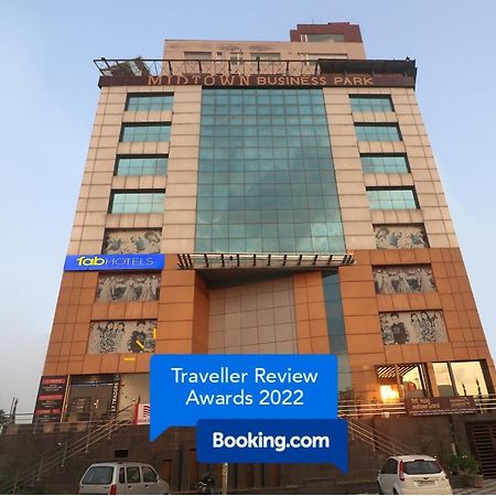 Fabhotel Mid Town Grand פנצ'קולה מראה חיצוני תמונה