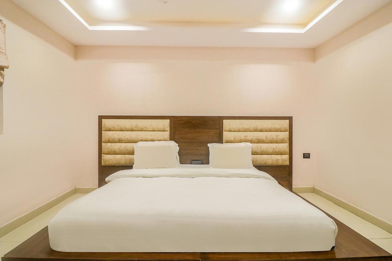 Fabhotel Mid Town Grand פנצ'קולה מראה חיצוני תמונה