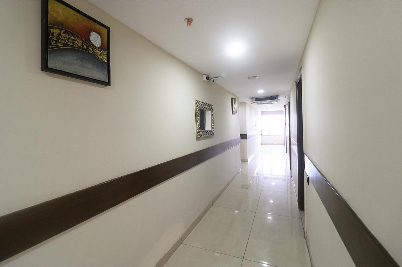 Fabhotel Mid Town Grand פנצ'קולה מראה חיצוני תמונה