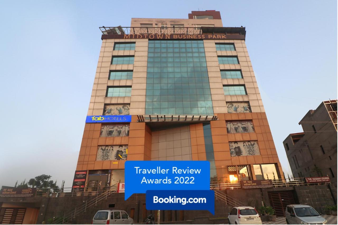 Fabhotel Mid Town Grand פנצ'קולה מראה חיצוני תמונה